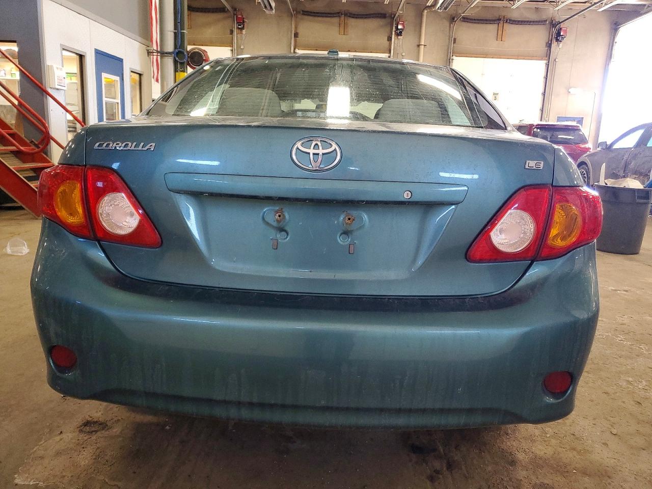 2009 TOYOTA COROLLA photo 6