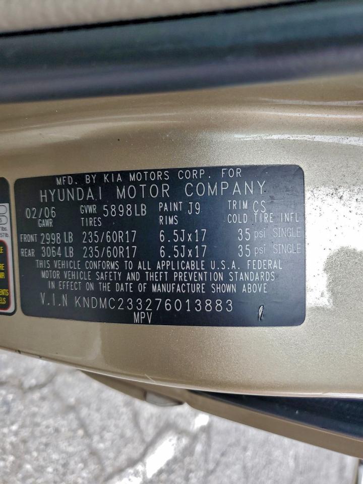 2007 HYUNDAI ENTOURAGE GLS photo 13