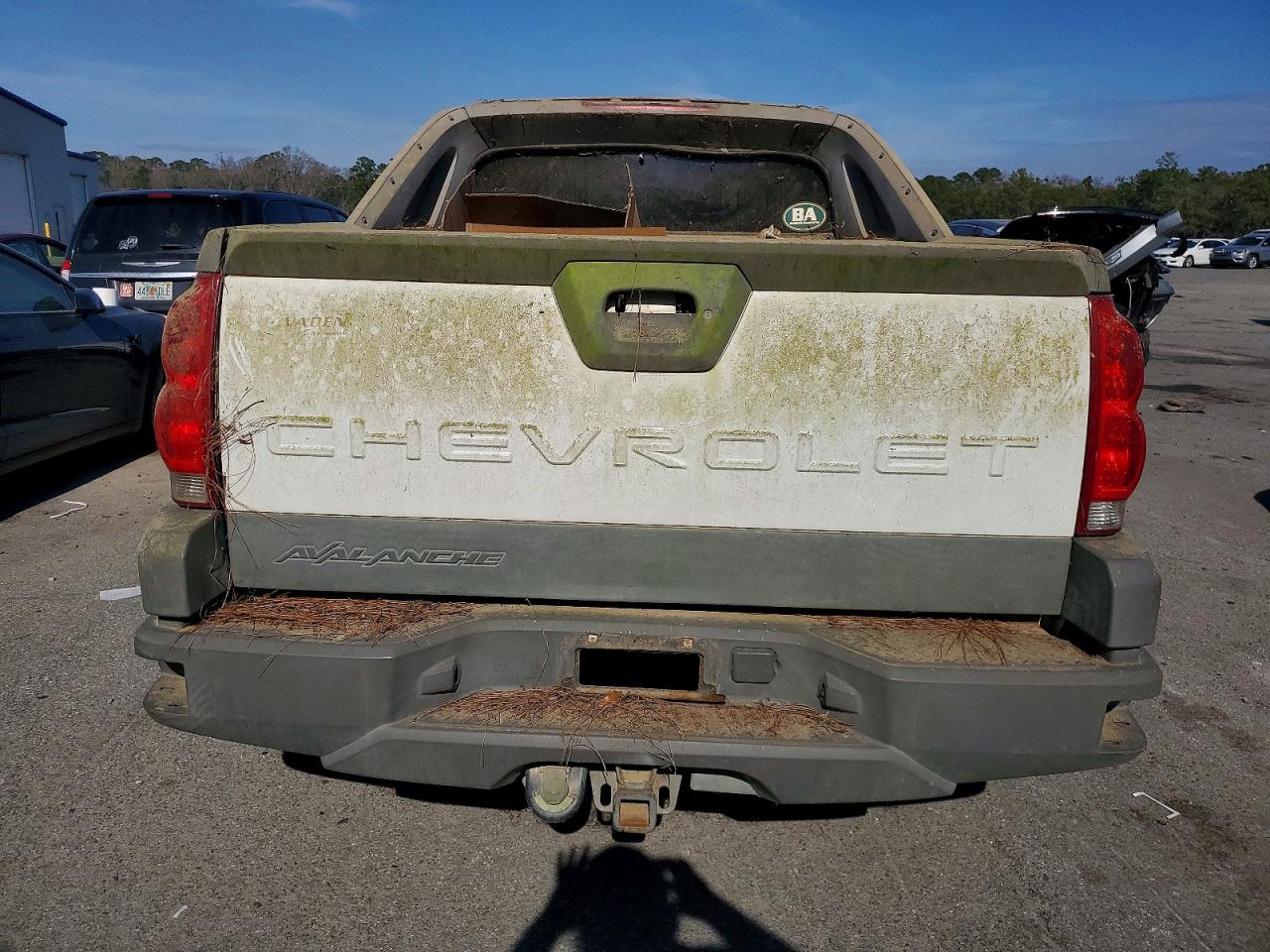 2002 CHEVROLET AVALANCHE C1500 photo 11