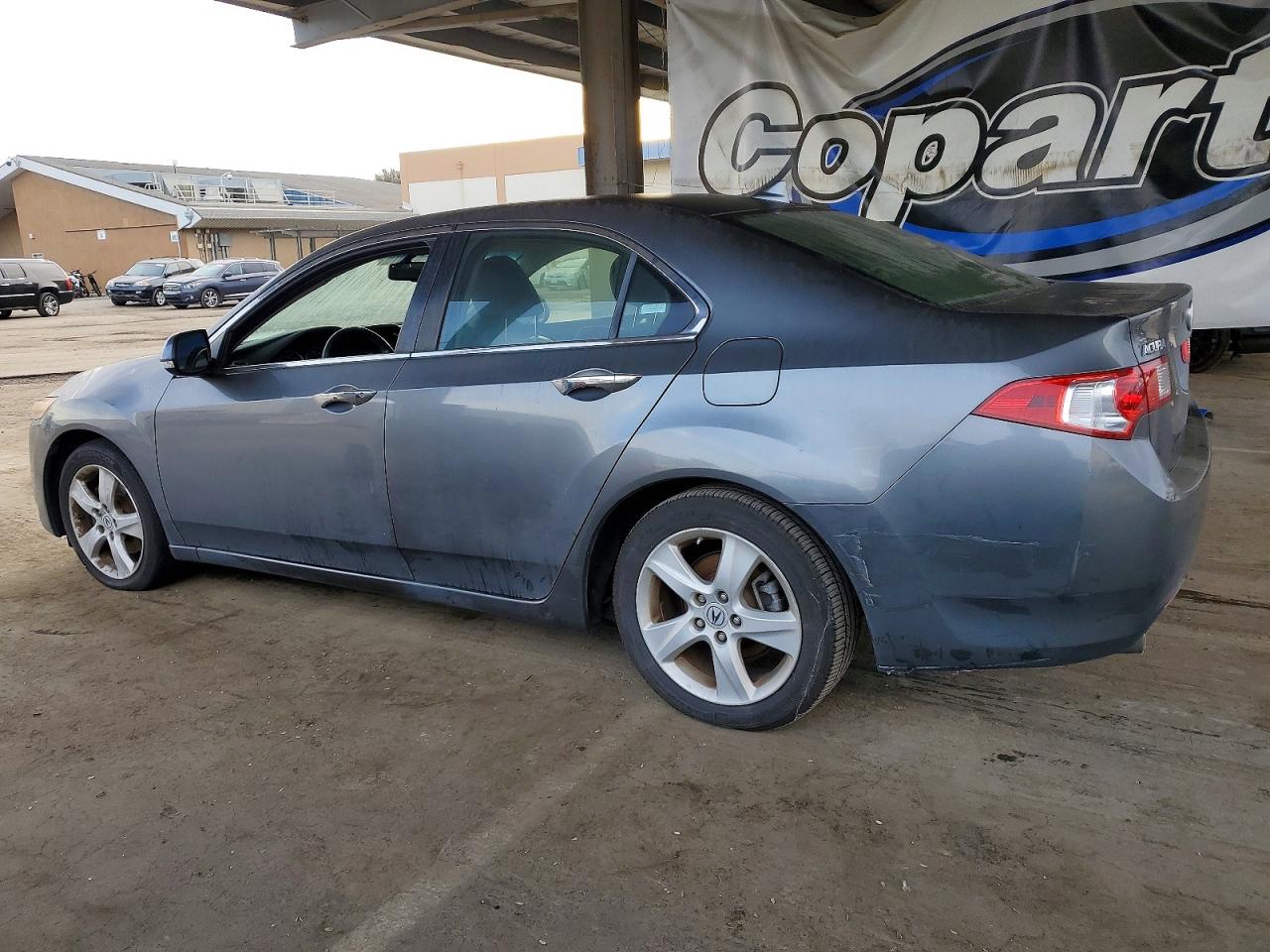 2009 ACURA TSX photo 2
