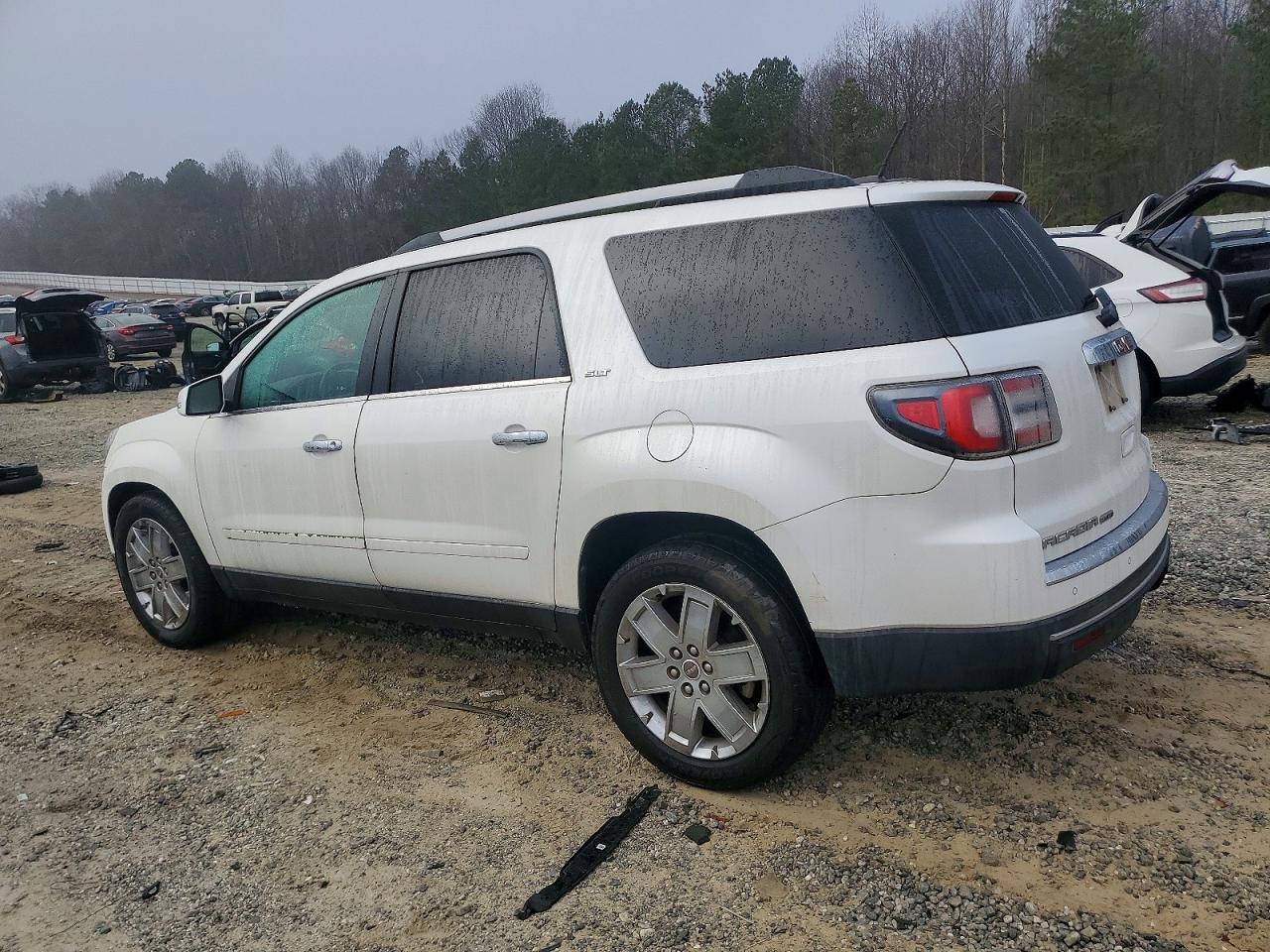 2017 GMC ACADIA LIMITED SLT-2 photo 2