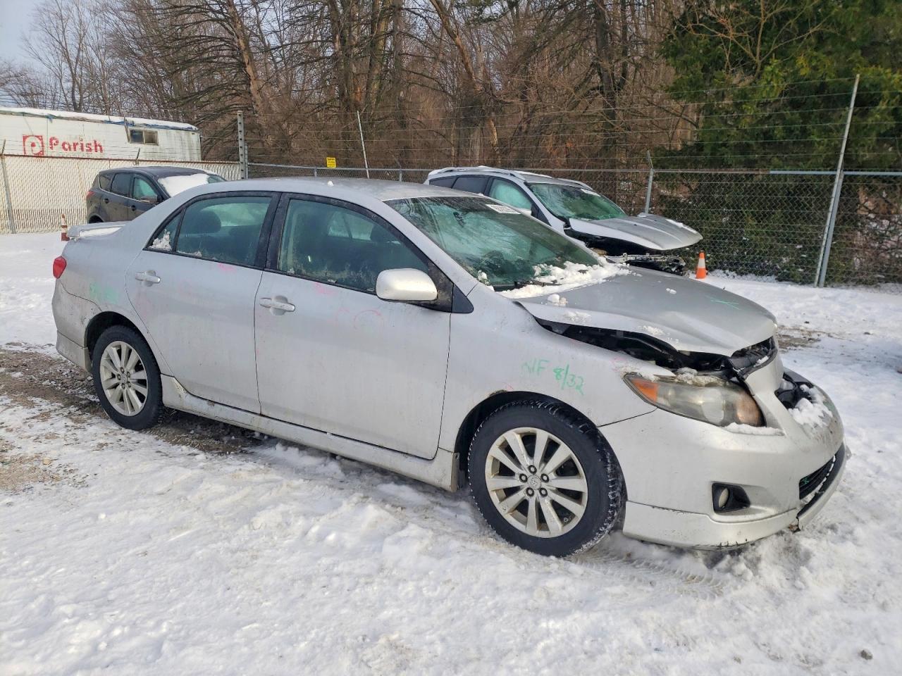 2010 TOYOTA COROLLA BASE photo 4
