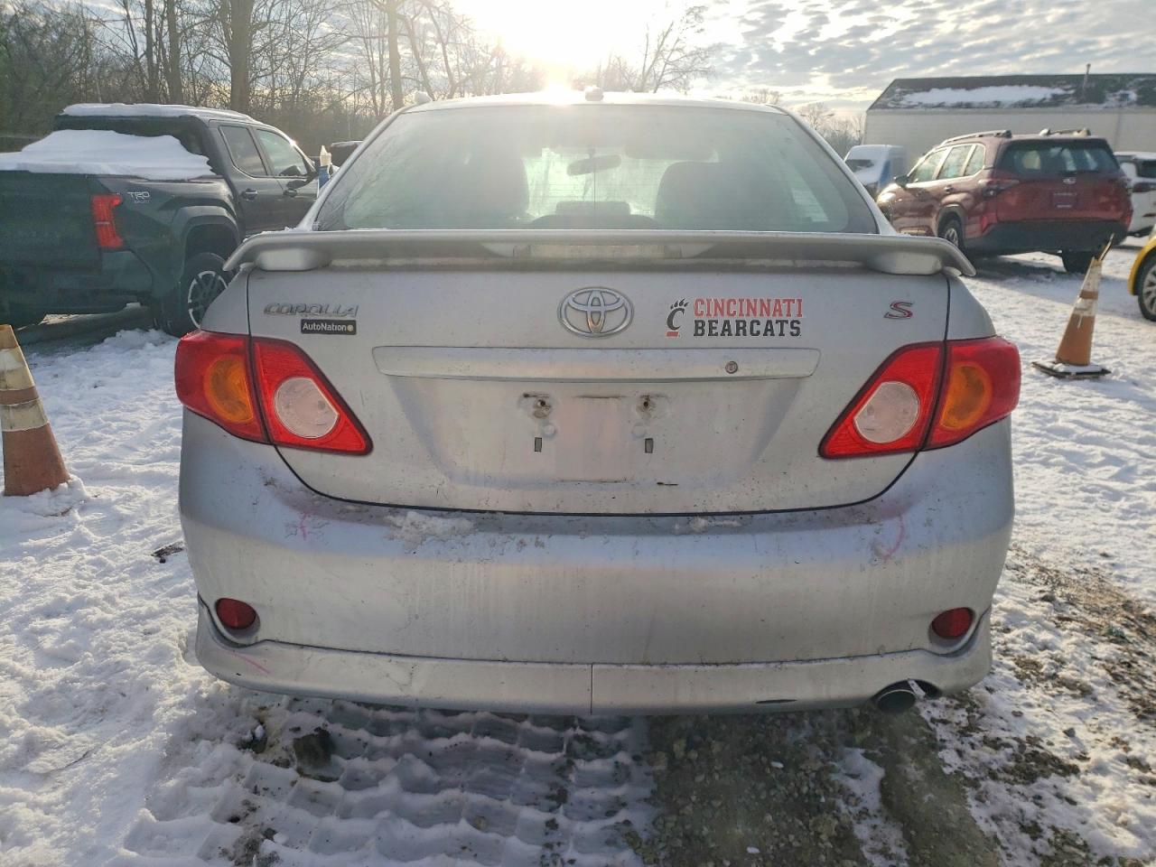 2010 TOYOTA COROLLA BASE photo 6