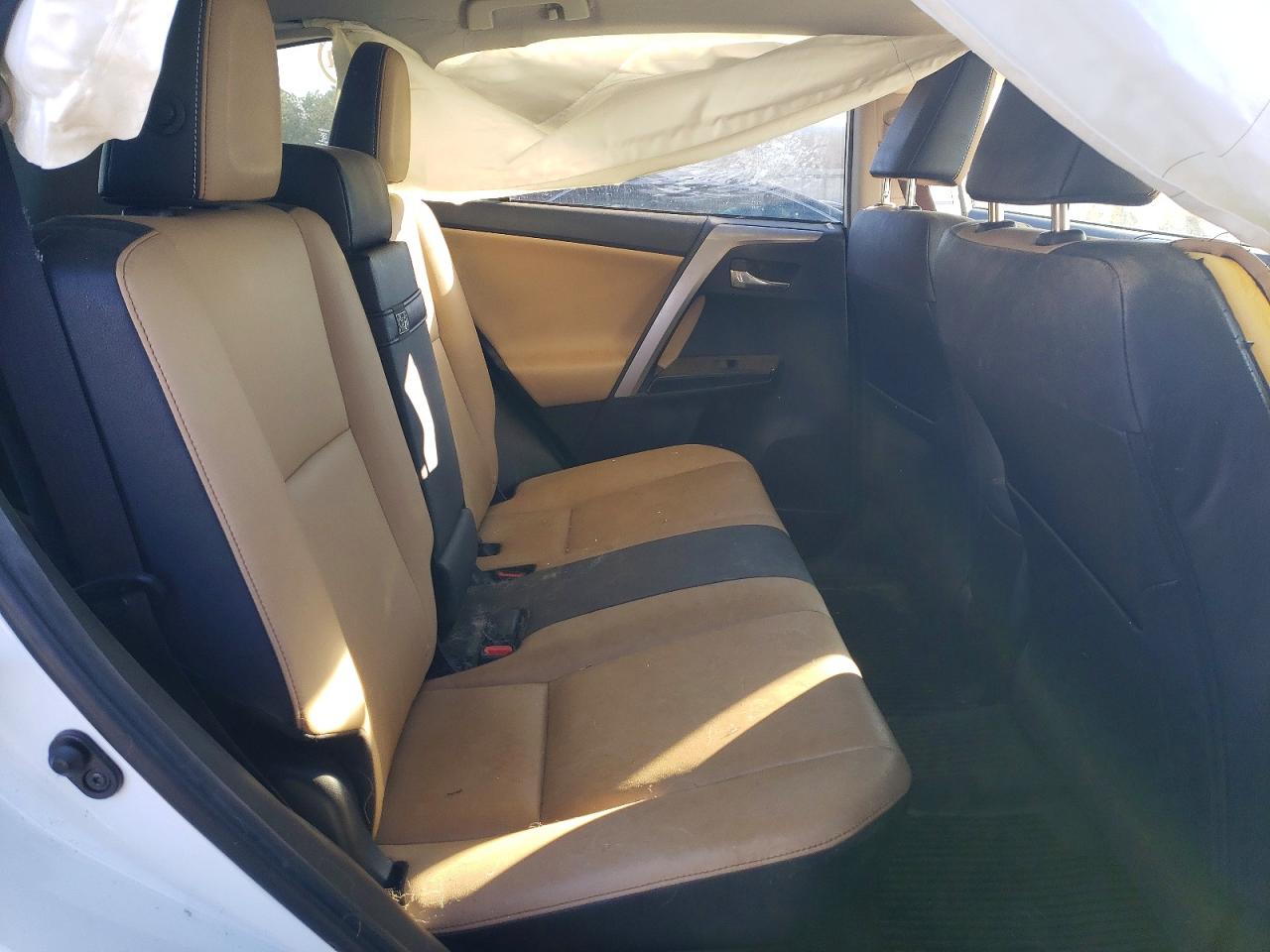 2016 TOYOTA RAV4 HV LIMITED photo 11