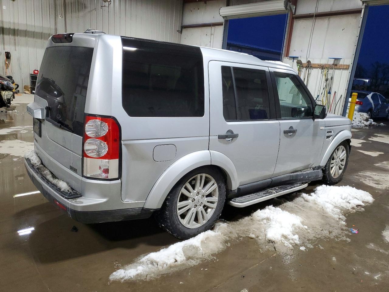 2012 LAND ROVER LR4 HSE photo 3