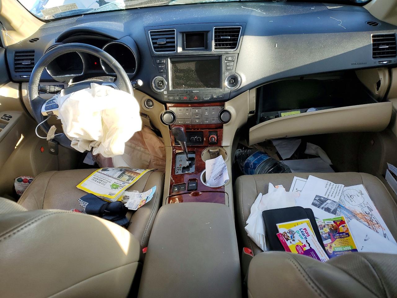 2012 TOYOTA HIGHLANDER LIMITED photo 8