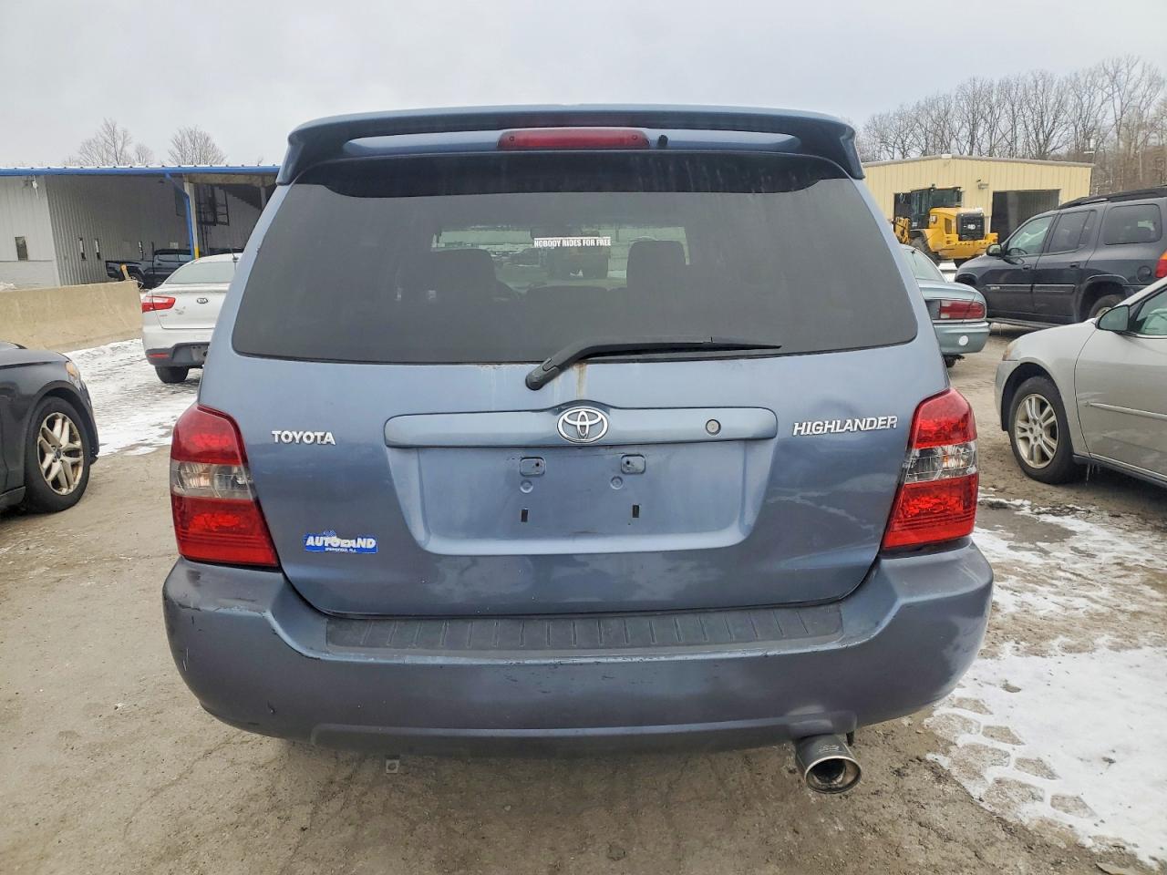 2005 TOYOTA HIGHLANDER photo 6