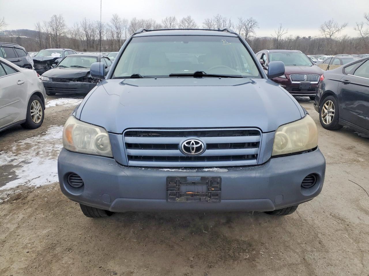 2005 TOYOTA HIGHLANDER photo 5