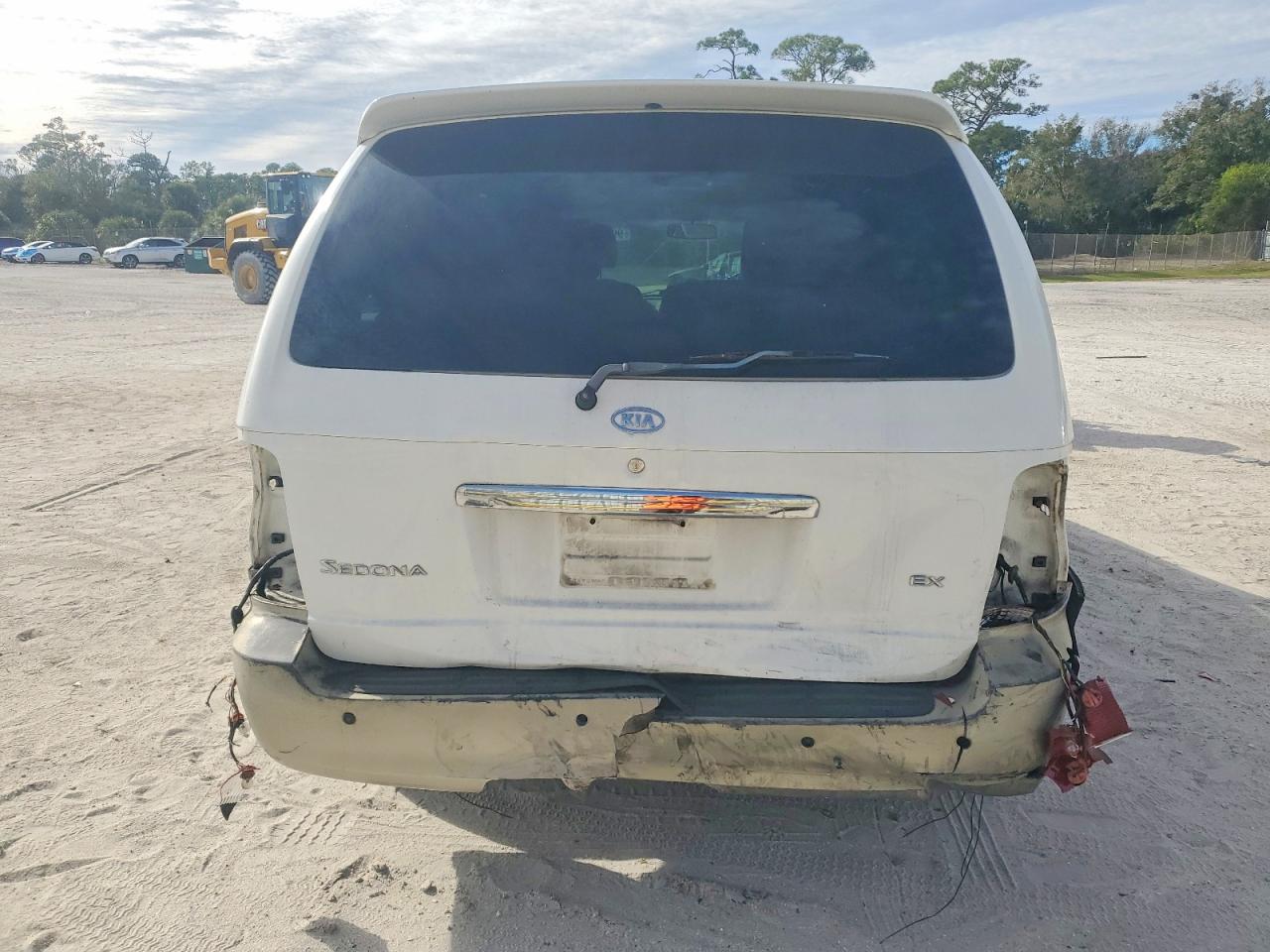2005 KIA SEDONA EX photo 6