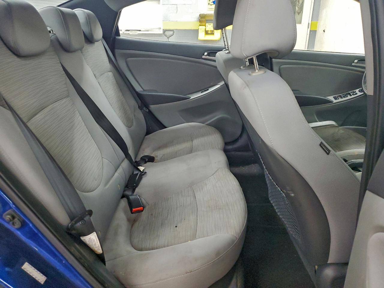 2017 HYUNDAI ACCENT SE photo 10