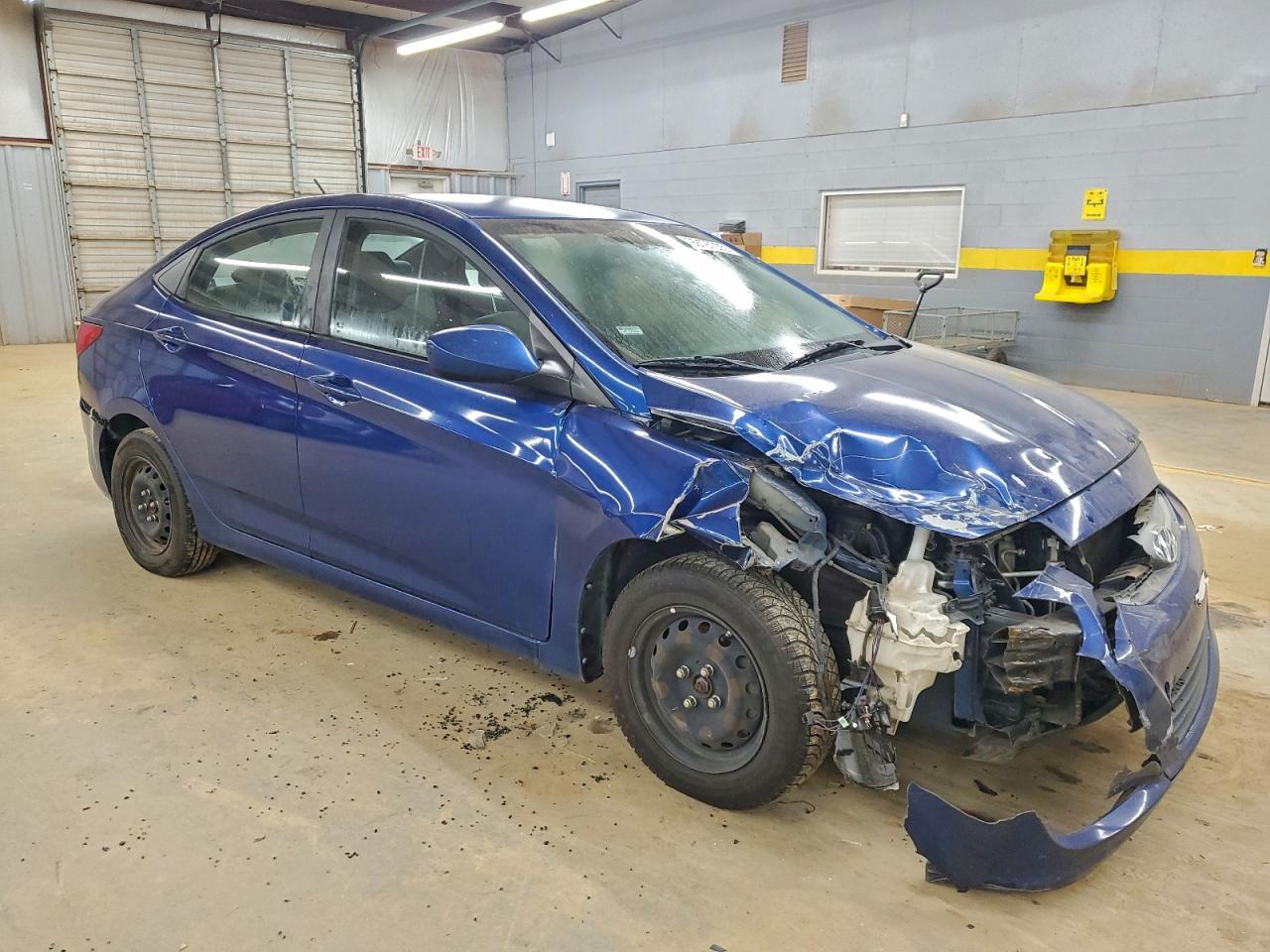 2017 HYUNDAI ACCENT SE photo 4