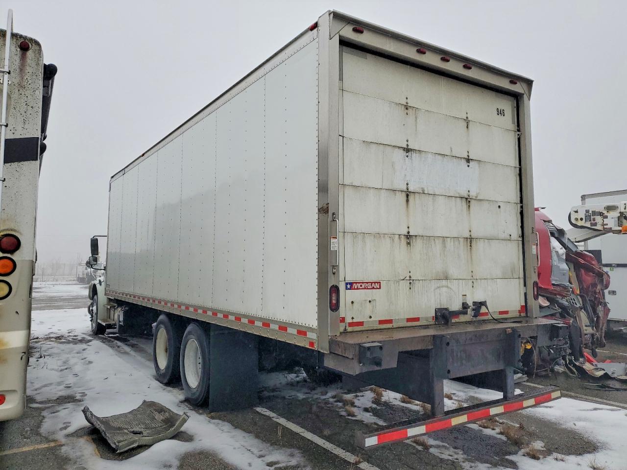 2020 FREIGHTLINER BUSINESS CLASS M2 BOX TRUCK photo 3