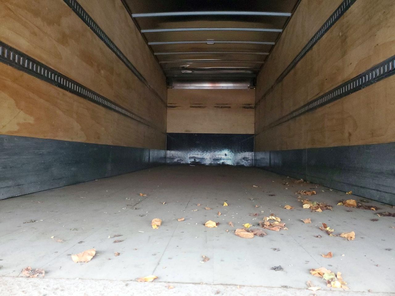 2020 FREIGHTLINER BUSINESS CLASS M2 BOX TRUCK photo 6
