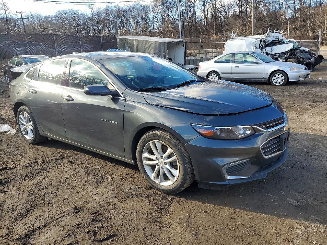 2018 CHEVROLET MALIBU LT photo 4