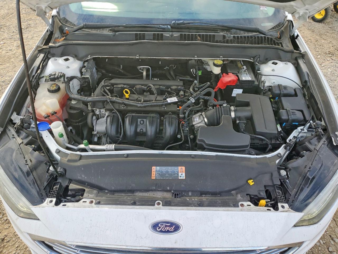 2017 FORD FUSION SE photo 21
