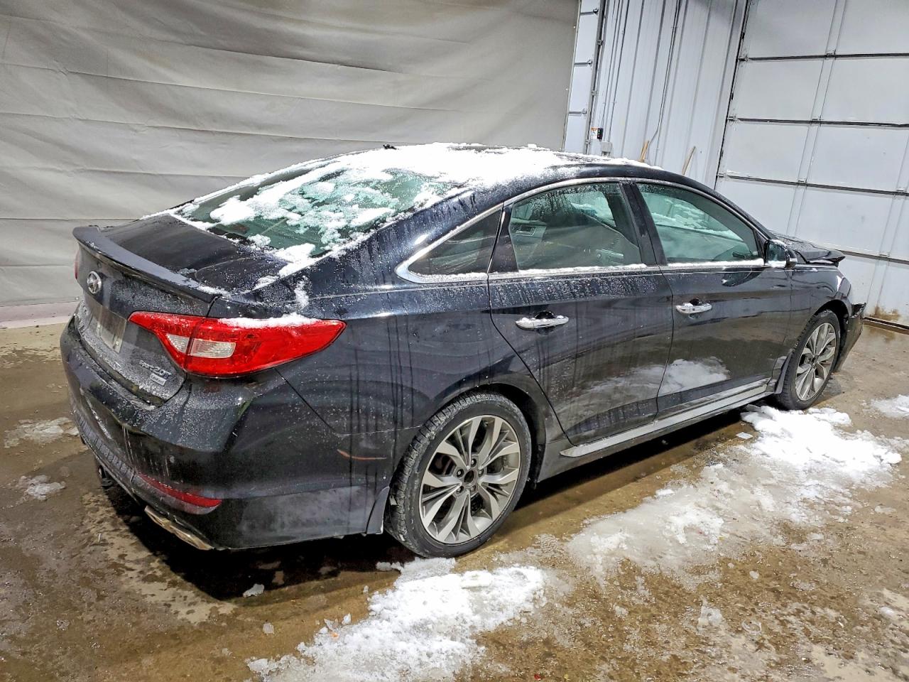 2015 HYUNDAI SONATA SPORT photo 3