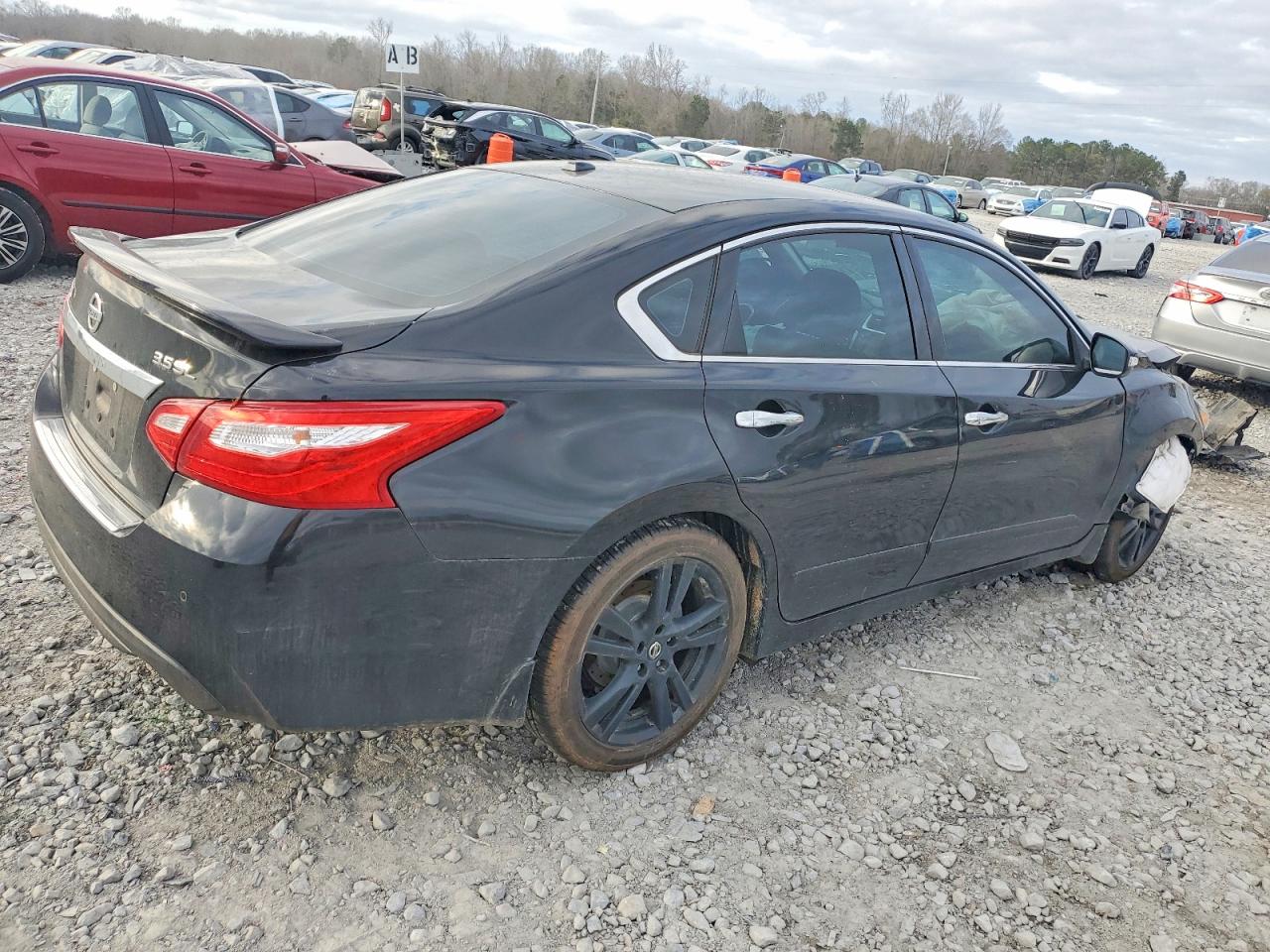 2017 NISSAN ALTIMA 3.5 SL photo 3