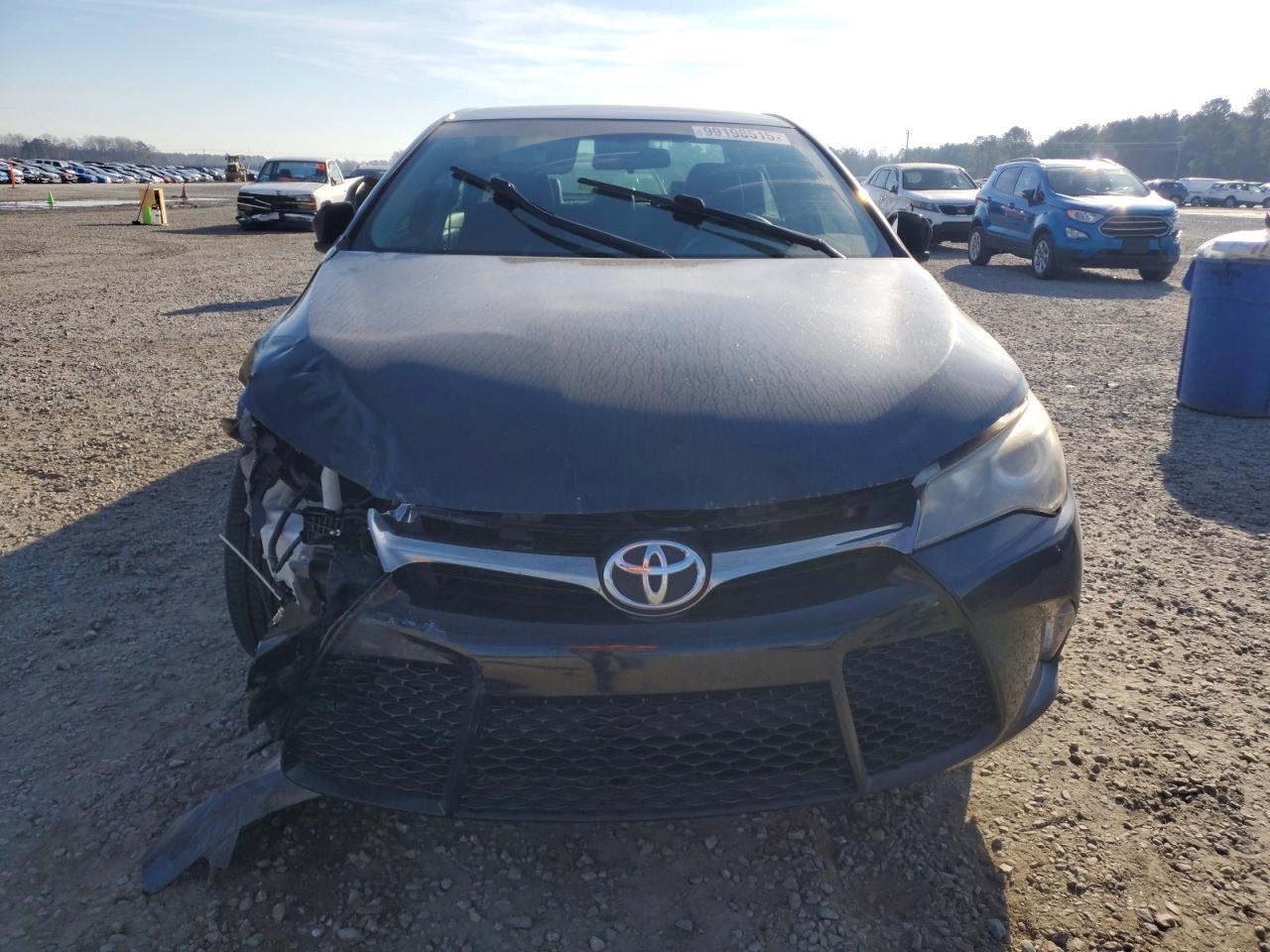 2017 TOYOTA CAMRY LE photo 5