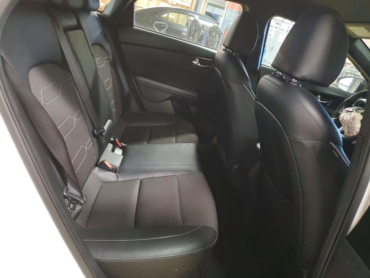 2021 KIA FORTE GT LINE photo 19