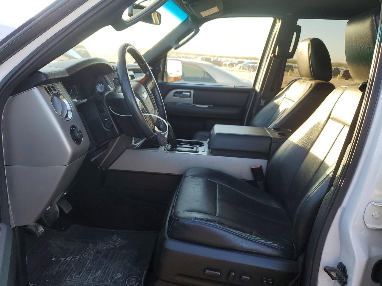 2017 FORD EXPEDITION EL XLT photo 7