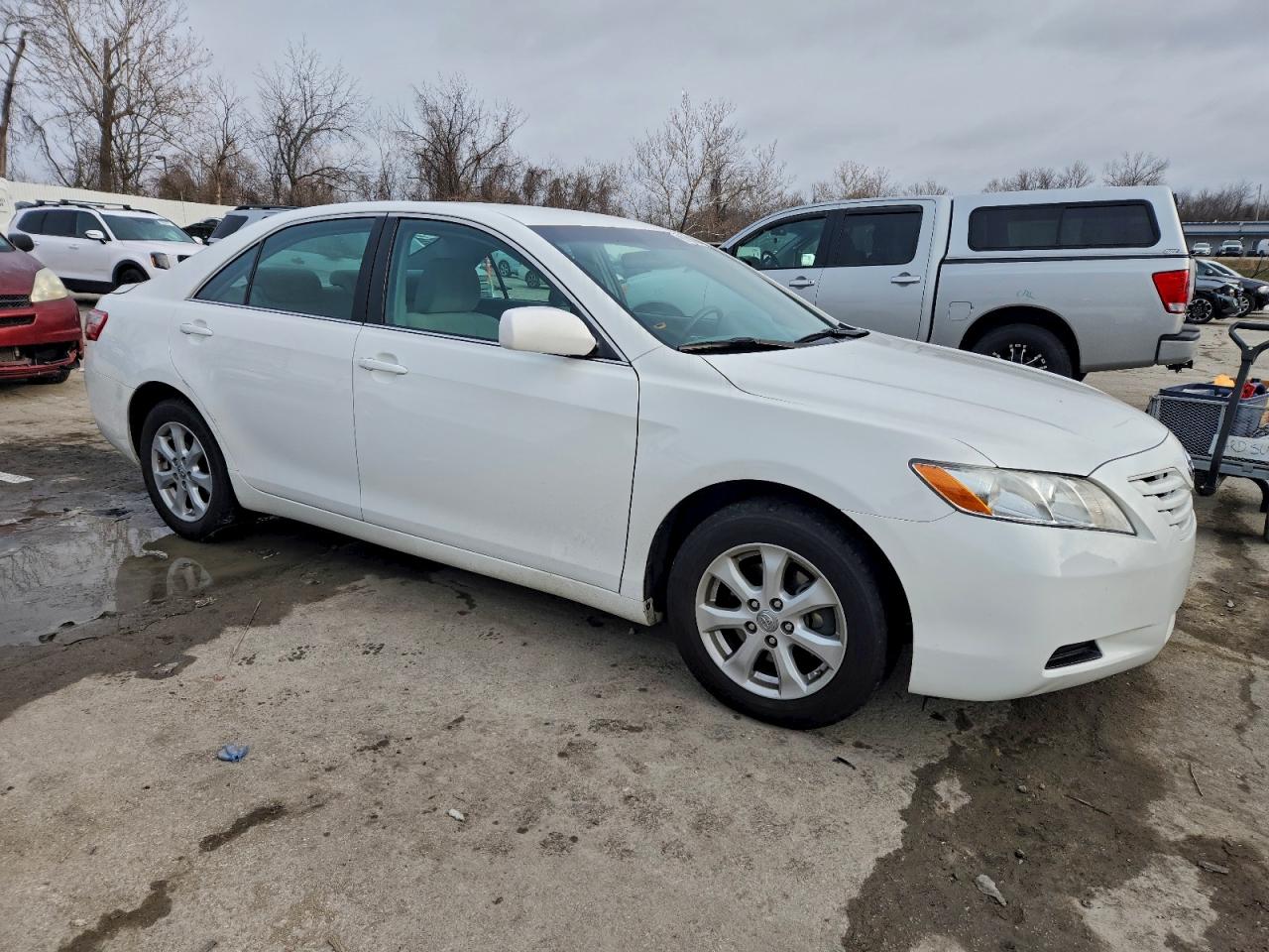 2009 TOYOTA CAMRY BASE photo 4