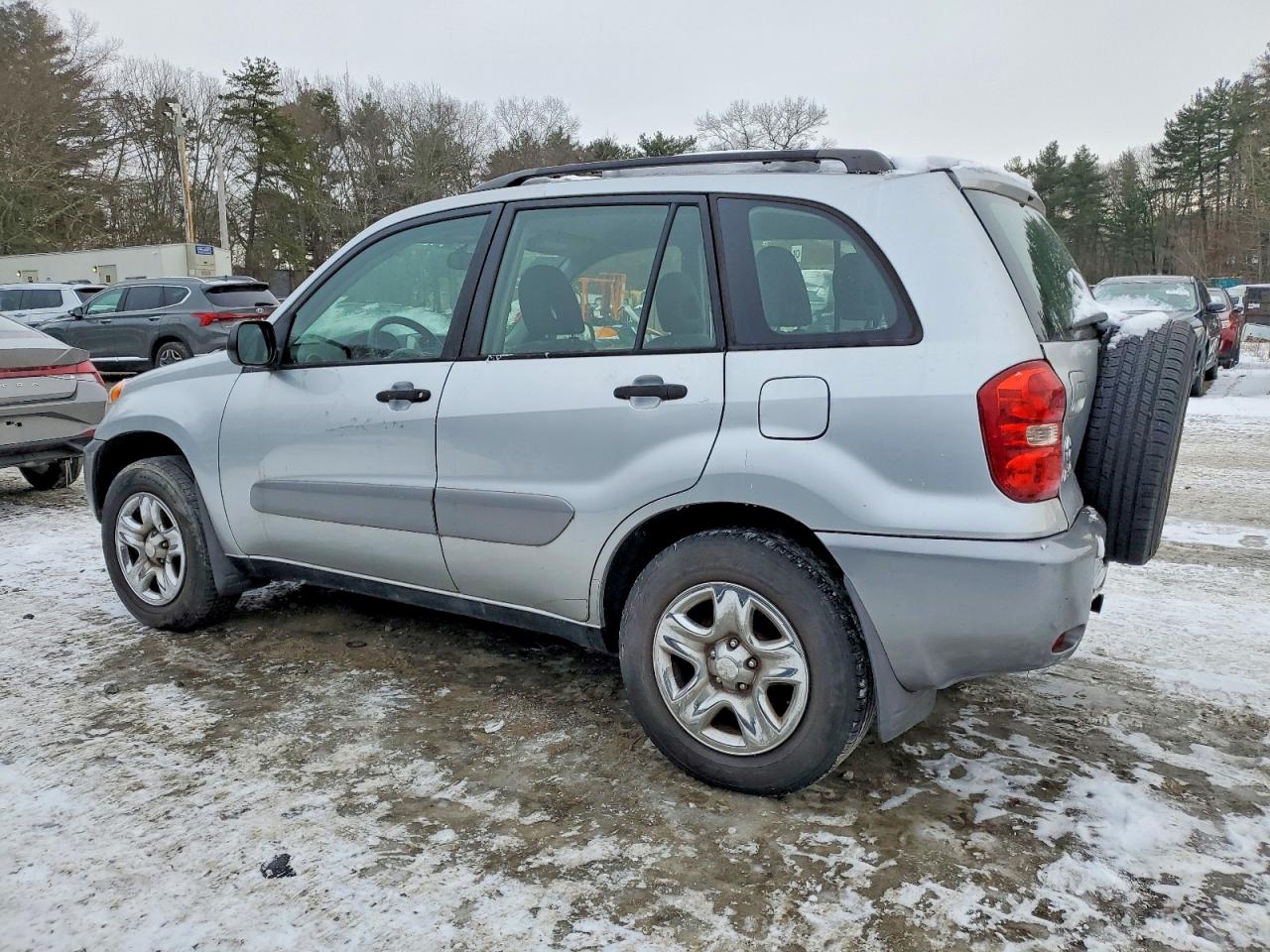 2005 TOYOTA RAV4 photo 2