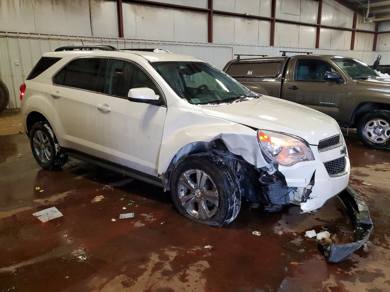 2015 CHEVROLET EQUINOX LT photo 4