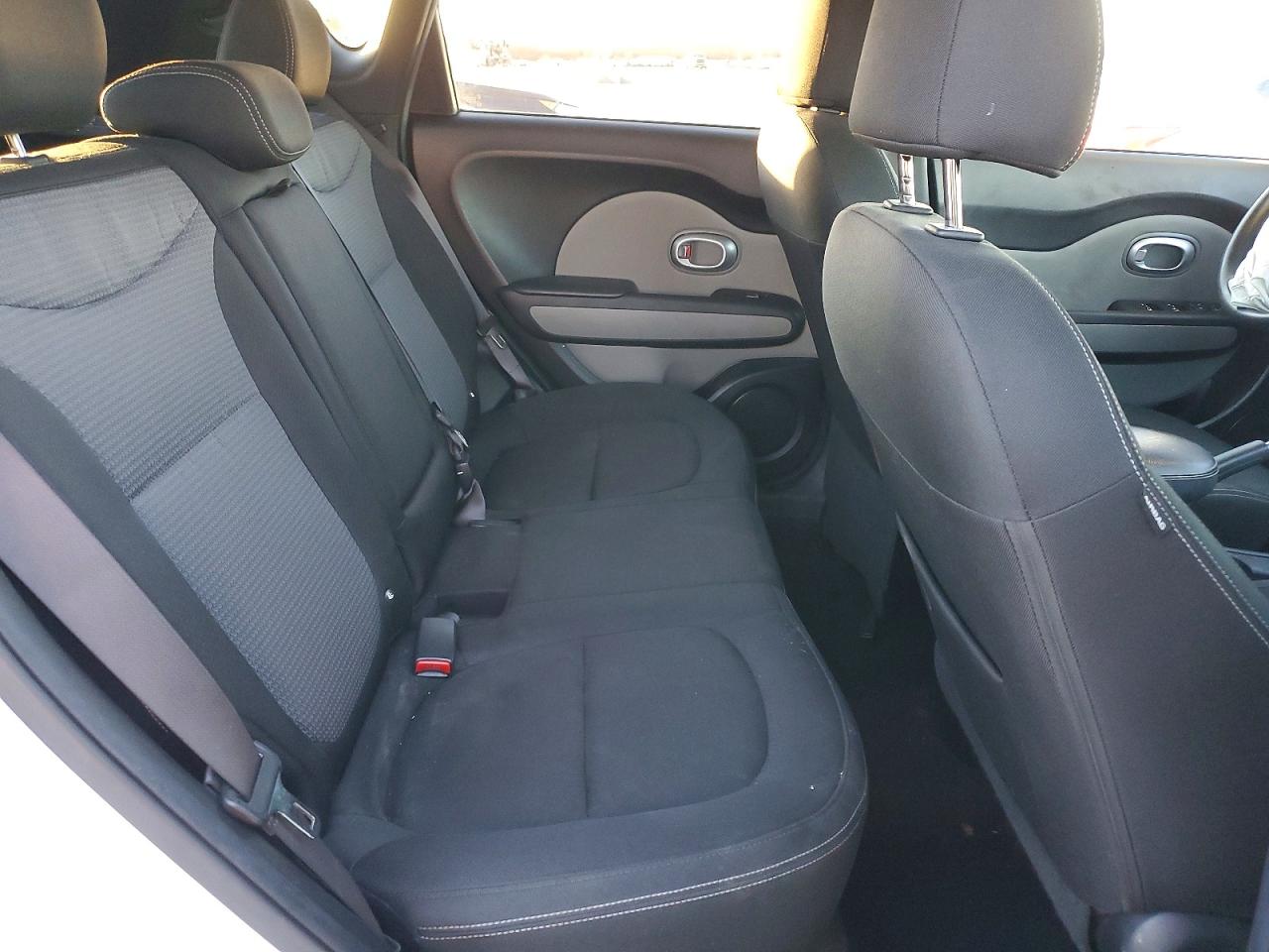 2017 KIA SOUL + photo 11