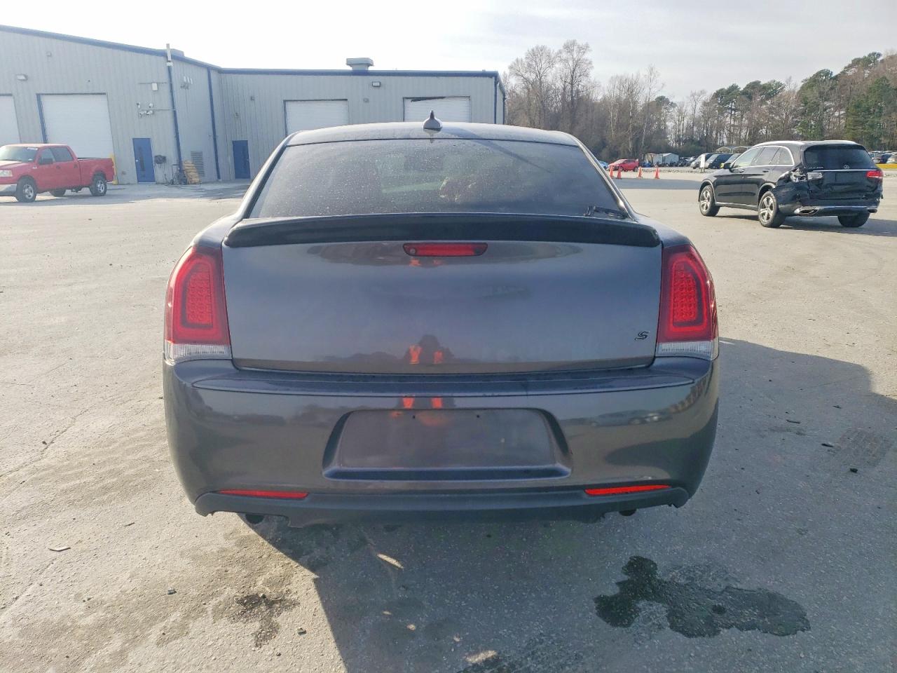 2019 CHRYSLER 300 S photo 6