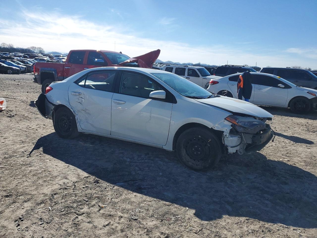 2018 TOYOTA COROLLA L photo 4