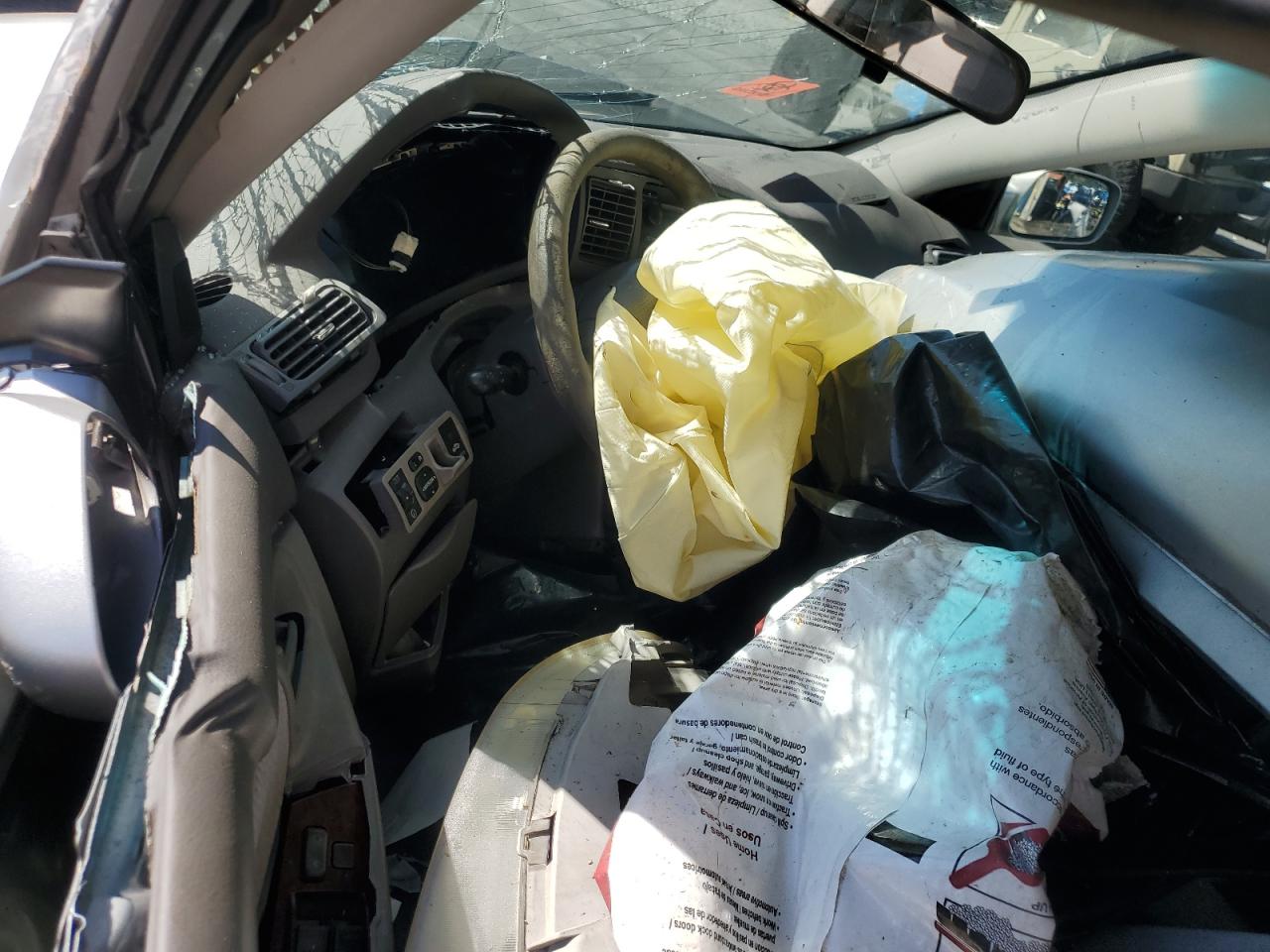 2005 TOYOTA COROLLA CE photo 8