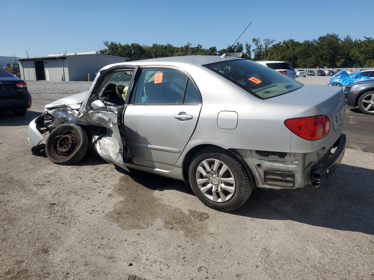 2005 TOYOTA COROLLA CE photo 2