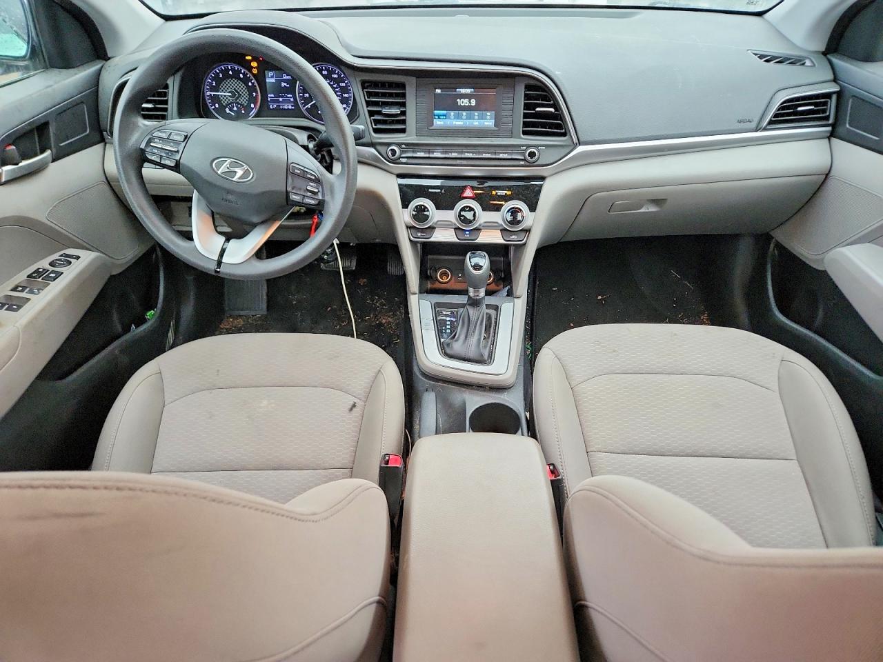 2019 HYUNDAI ELANTRA SE photo 8