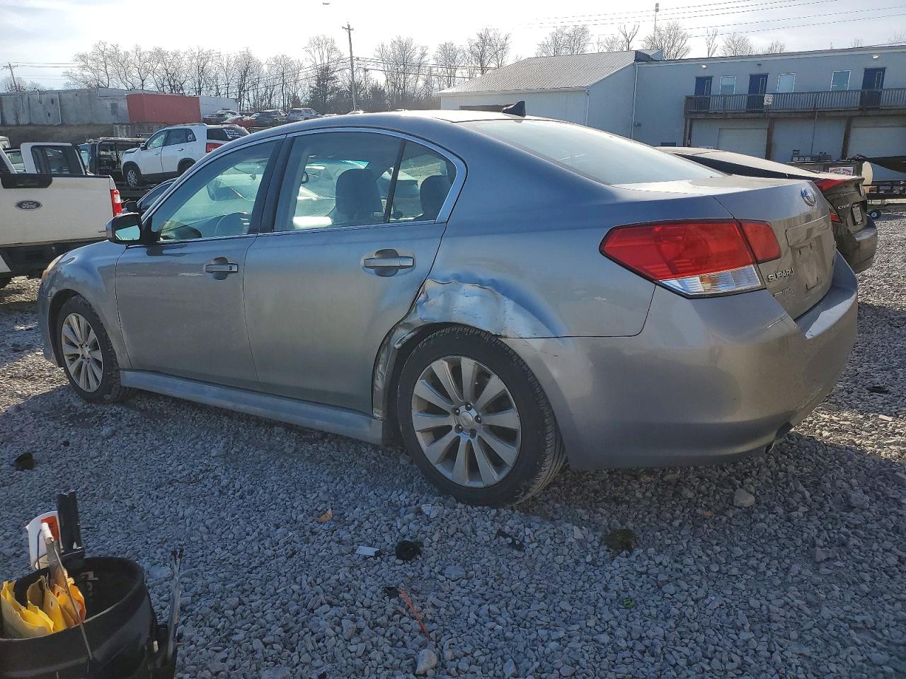 2011 SUBARU LEGACY 2.5I LIMITED photo 2