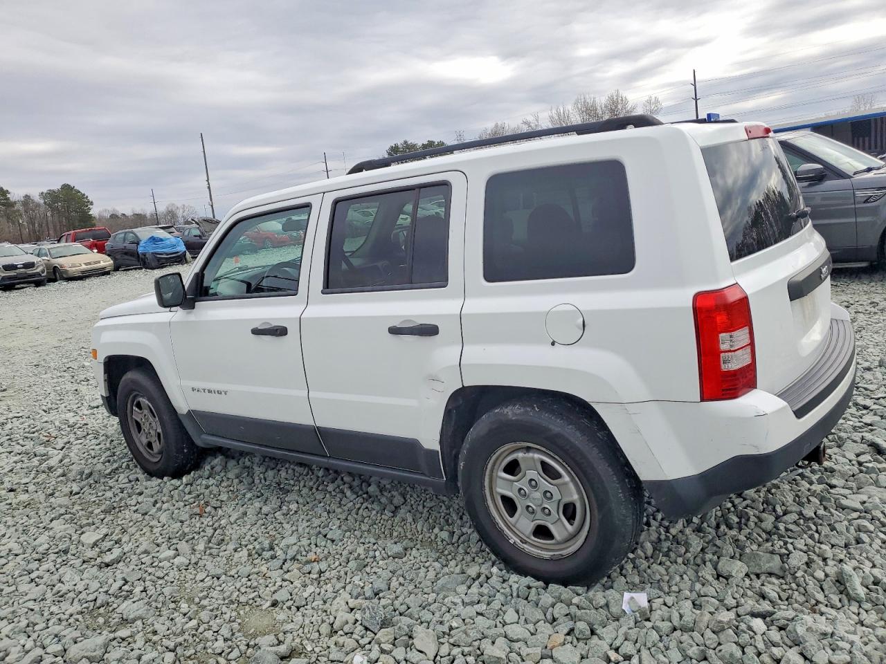 2014 JEEP PATRIOT SPORT photo 3