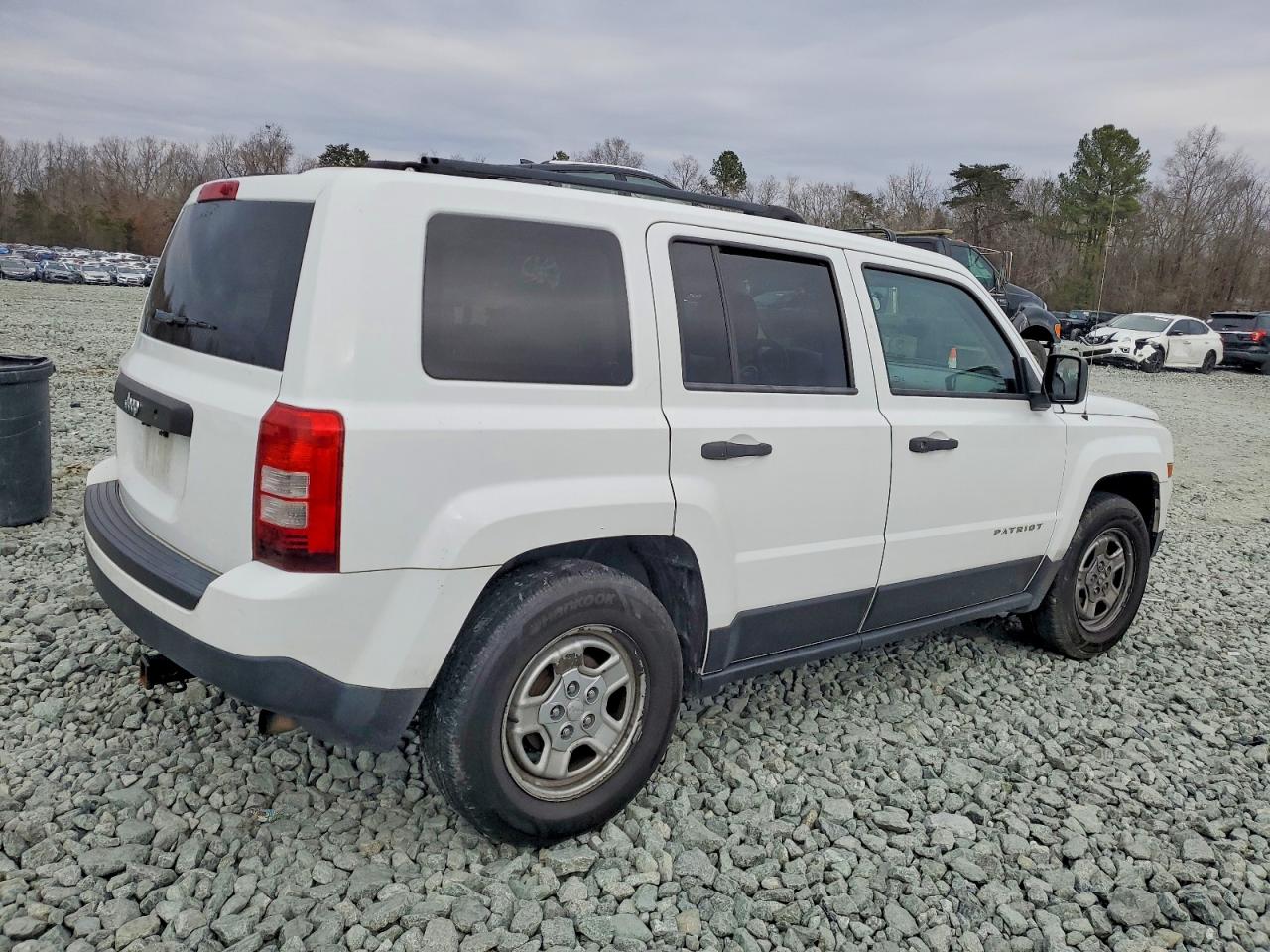 2014 JEEP PATRIOT SPORT photo 5