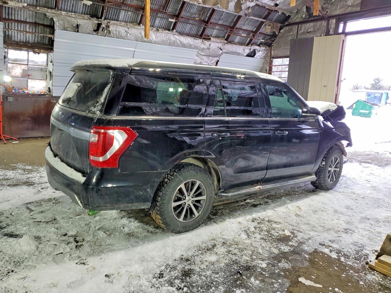 2018 FORD EXPEDITION XLT photo 3