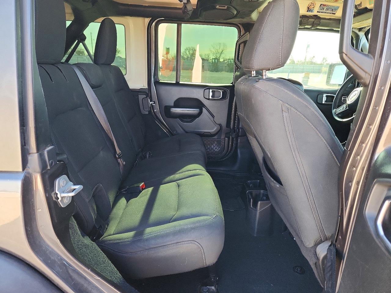 2018 JEEP WRANGLER UNLIMITED SPORT photo 11