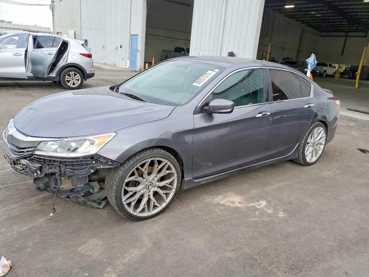 2017 HONDA ACCORD