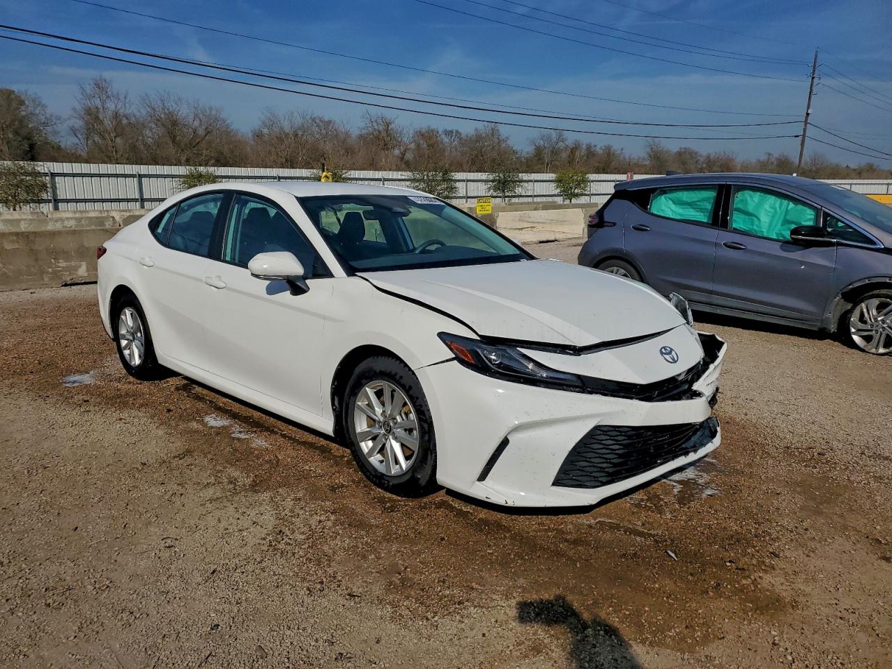 2025 TOYOTA CAMRY XSE photo 4