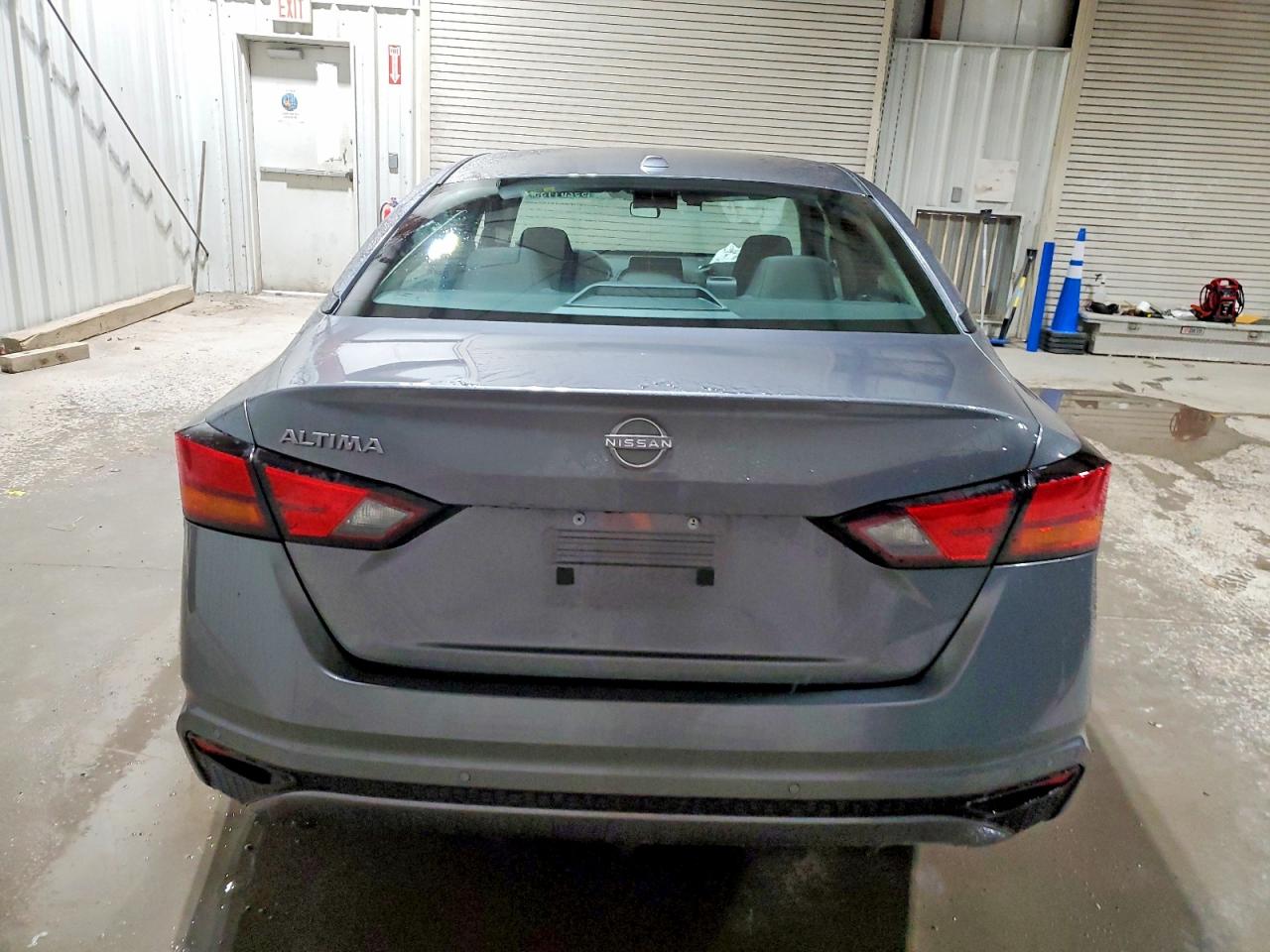 2025 NISSAN ALTIMA SV photo 6