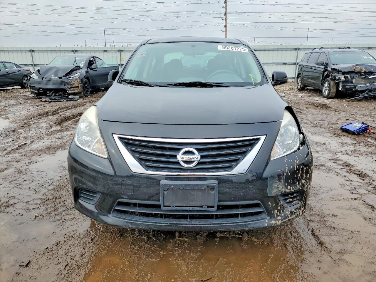 2012 NISSAN VERSA S photo 5