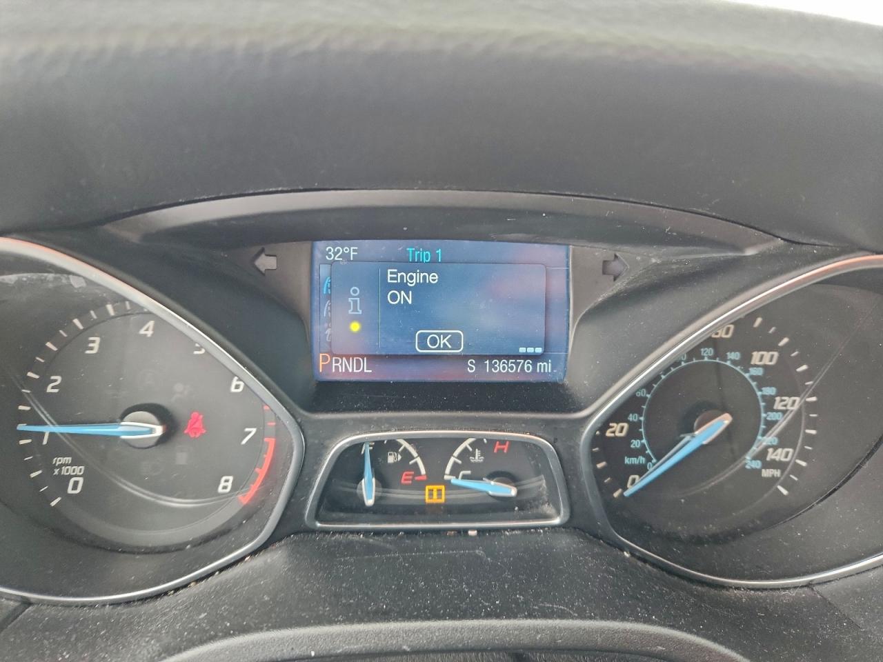 2014 FORD FOCUS SE photo 9