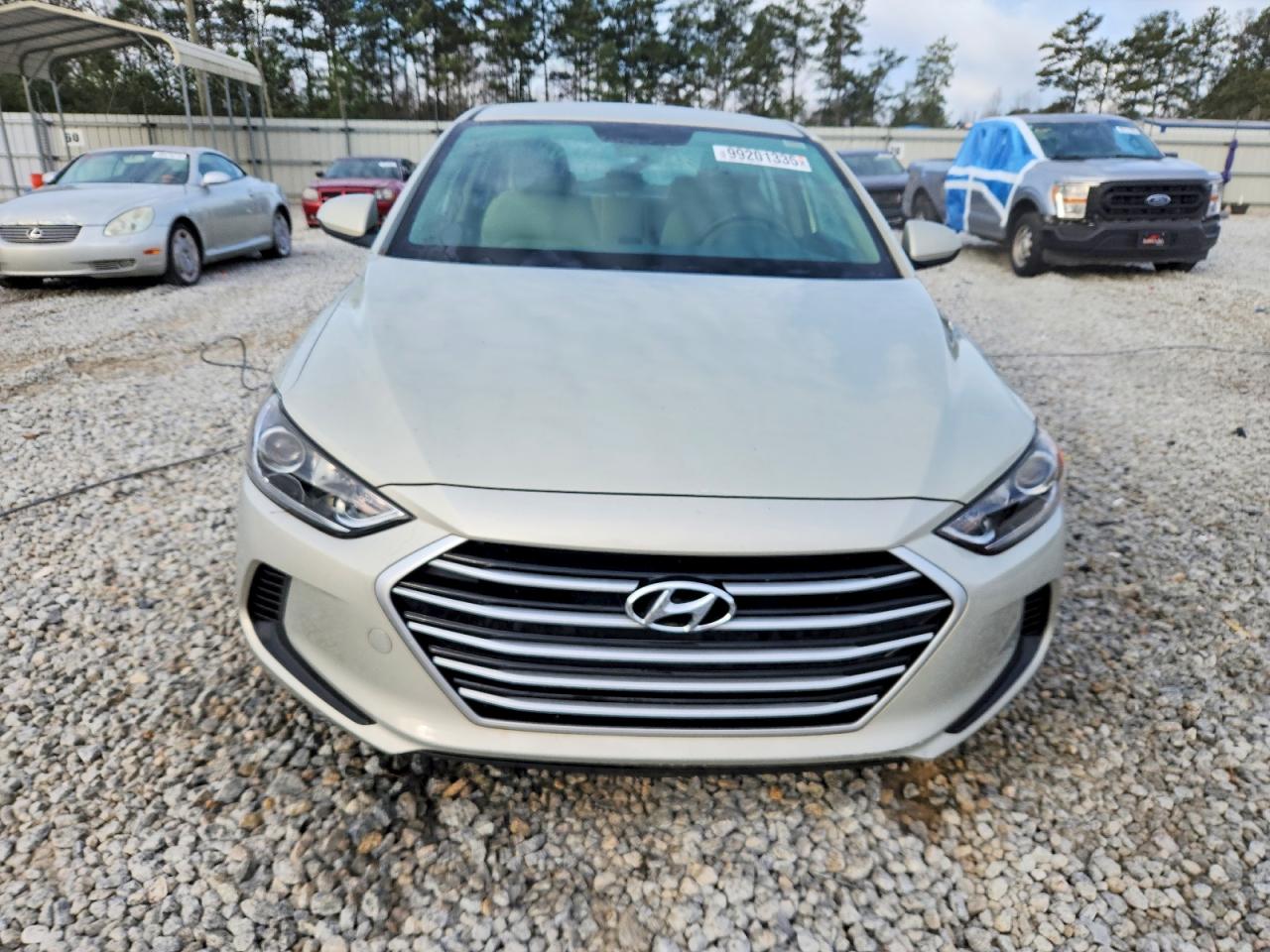 2017 HYUNDAI ELANTRA SE photo 5