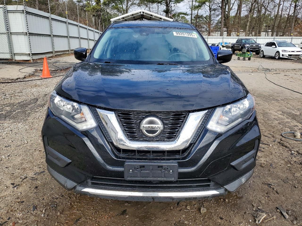 2019 NISSAN ROGUE S photo 5