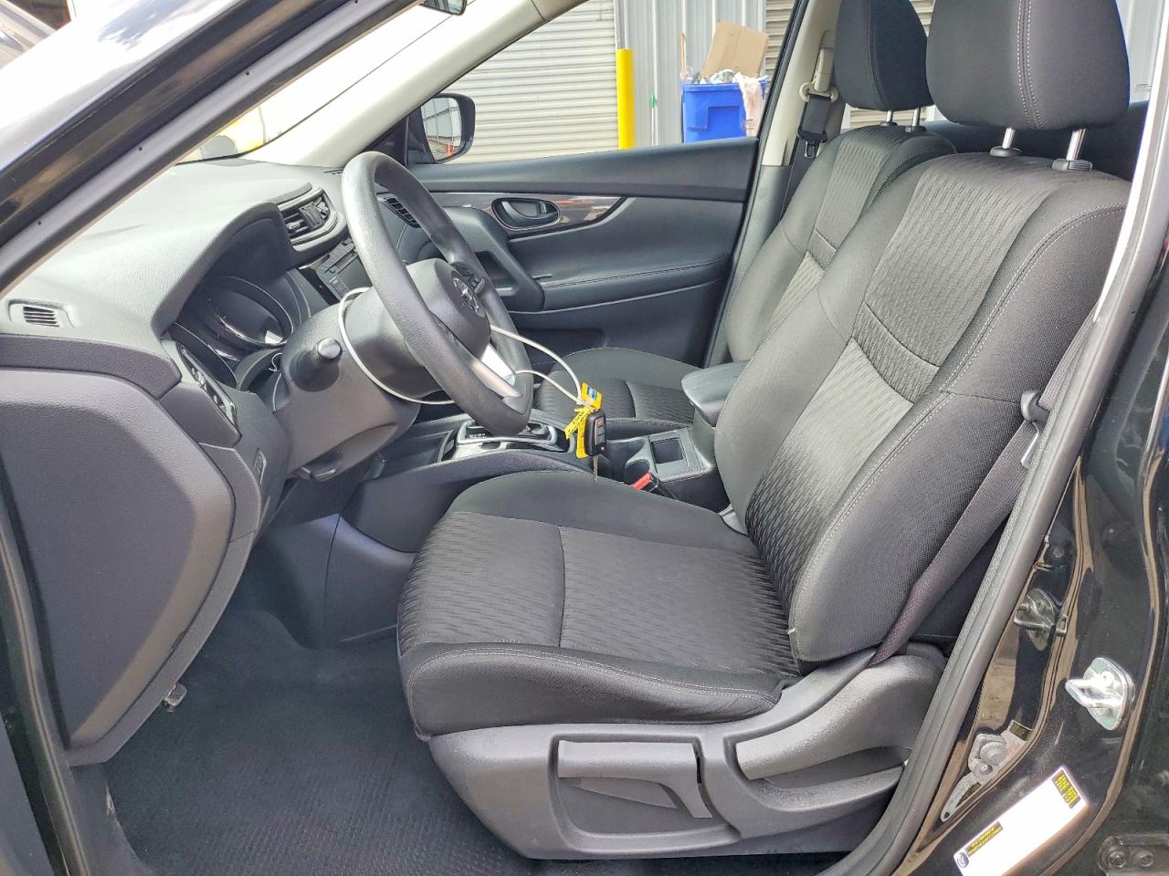 2019 NISSAN ROGUE S photo 7