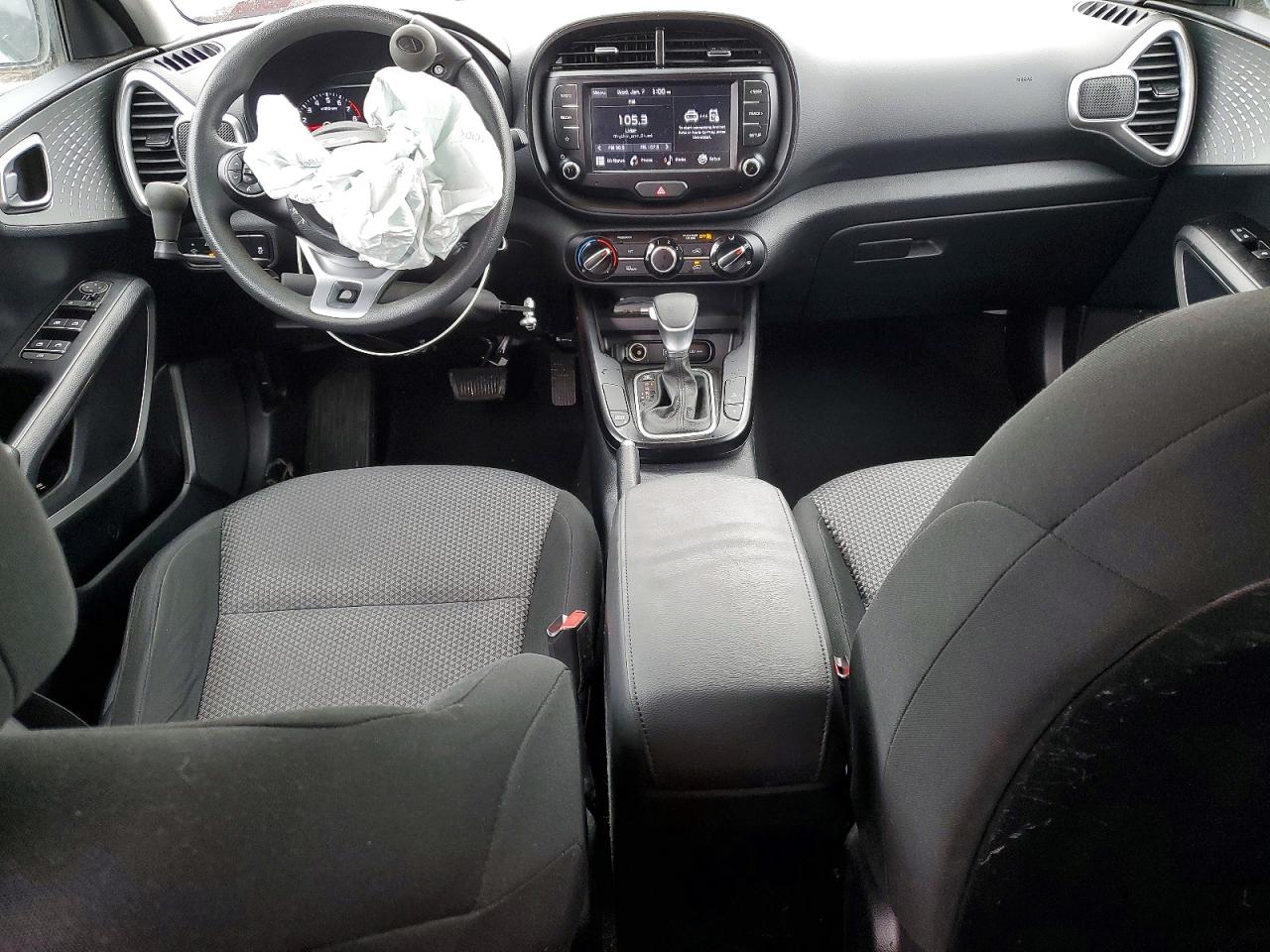 2022 KIA SOUL LX photo 8