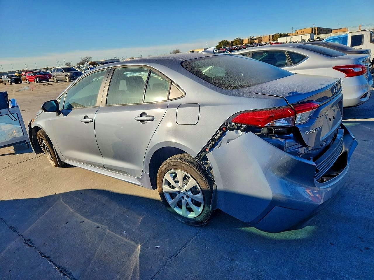 2025 TOYOTA COROLLA LE photo 2
