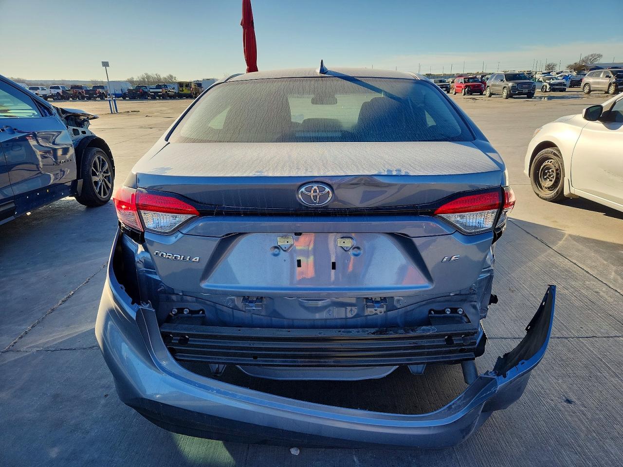 2025 TOYOTA COROLLA LE photo 6