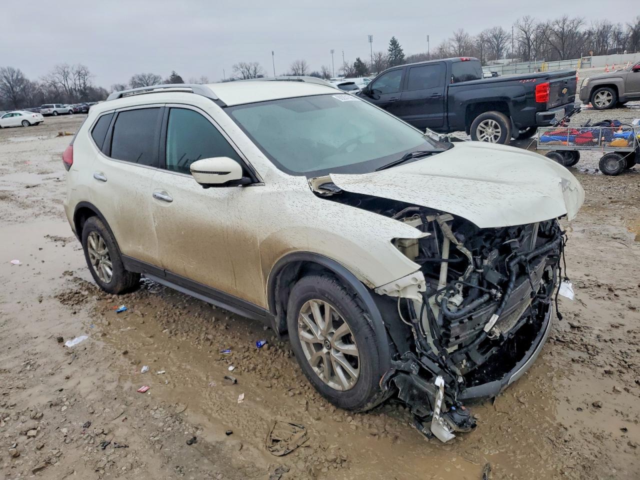 2017 NISSAN ROGUE SV photo 4